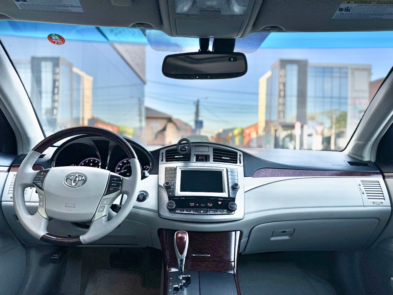 Toyota Avalon - фото 4