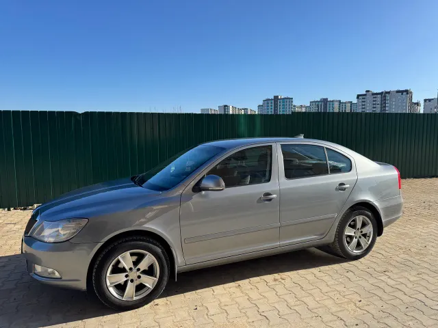 Skoda Octavia - фото 5