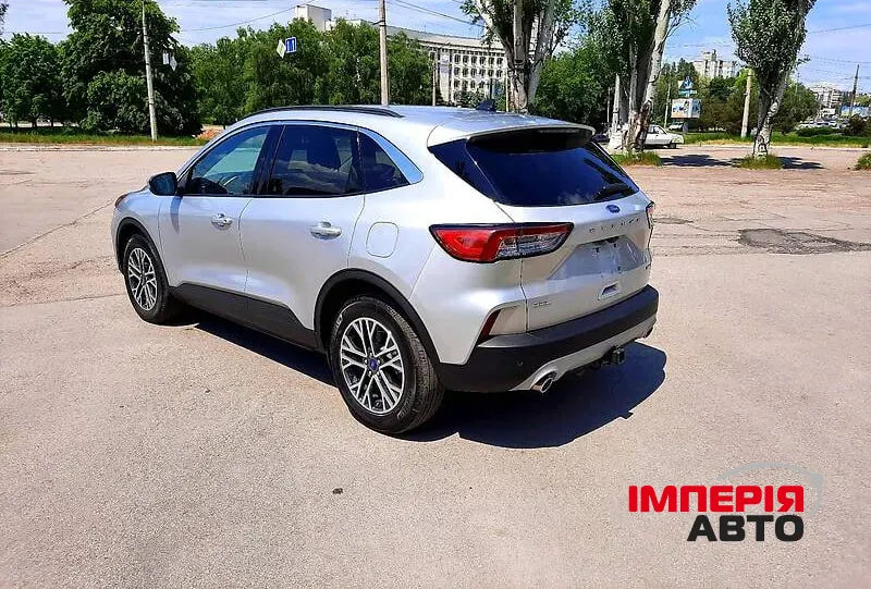 Ford Escape - фото 6