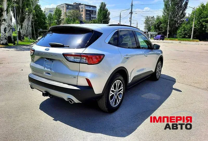 Ford Escape - фото 7