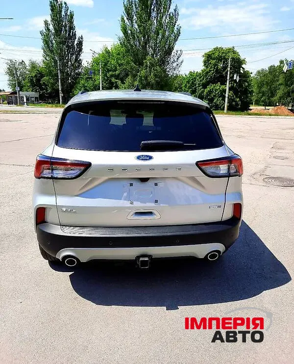 Ford Escape - фото 8
