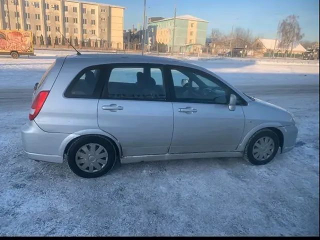 Suzuki Liana - фото 1