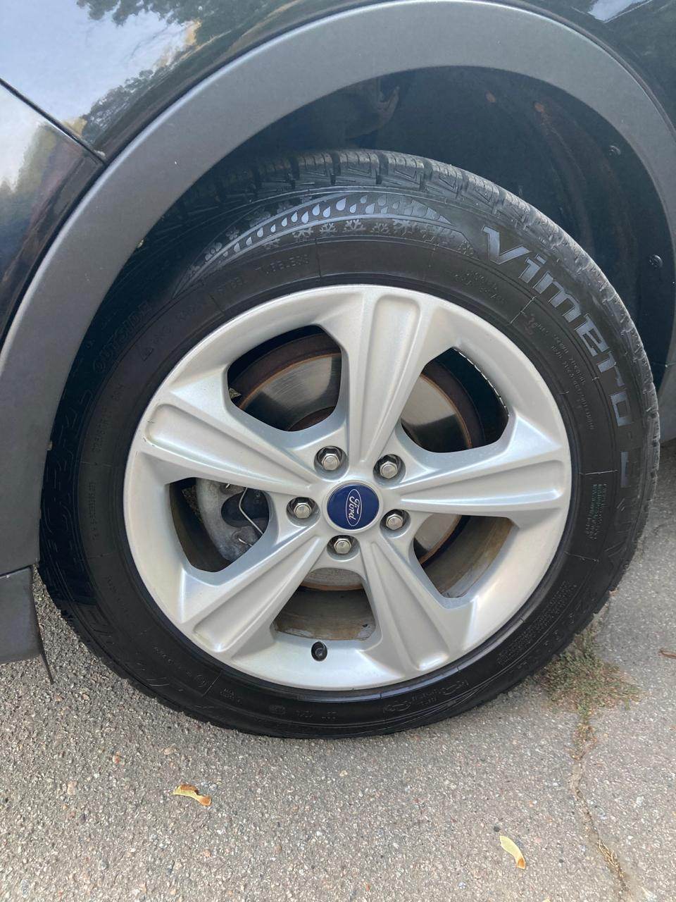 Ford Escape - фото 10