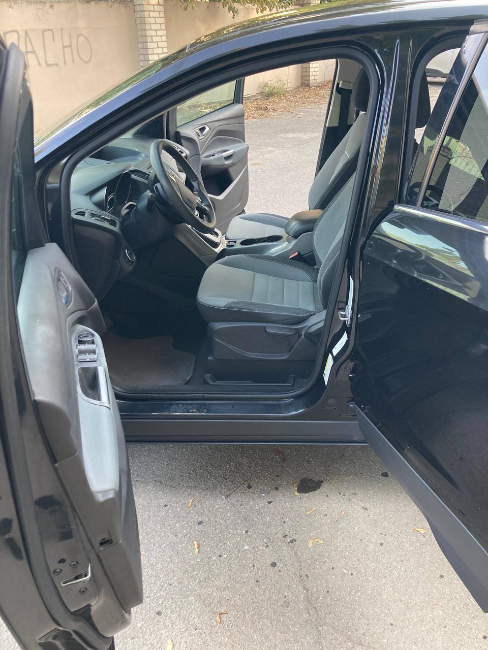 Ford Escape - фото 11