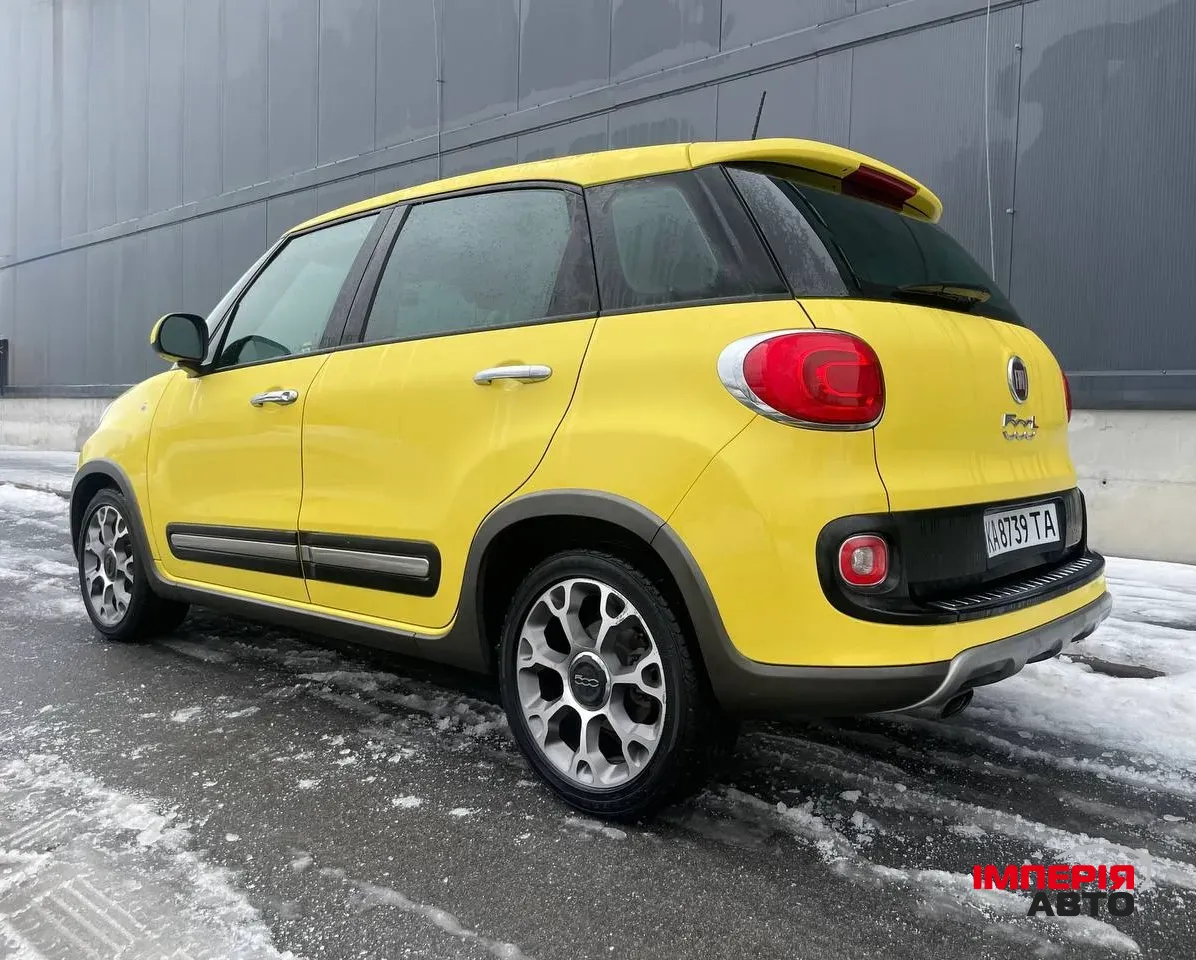 Fiat 500L - фото 4