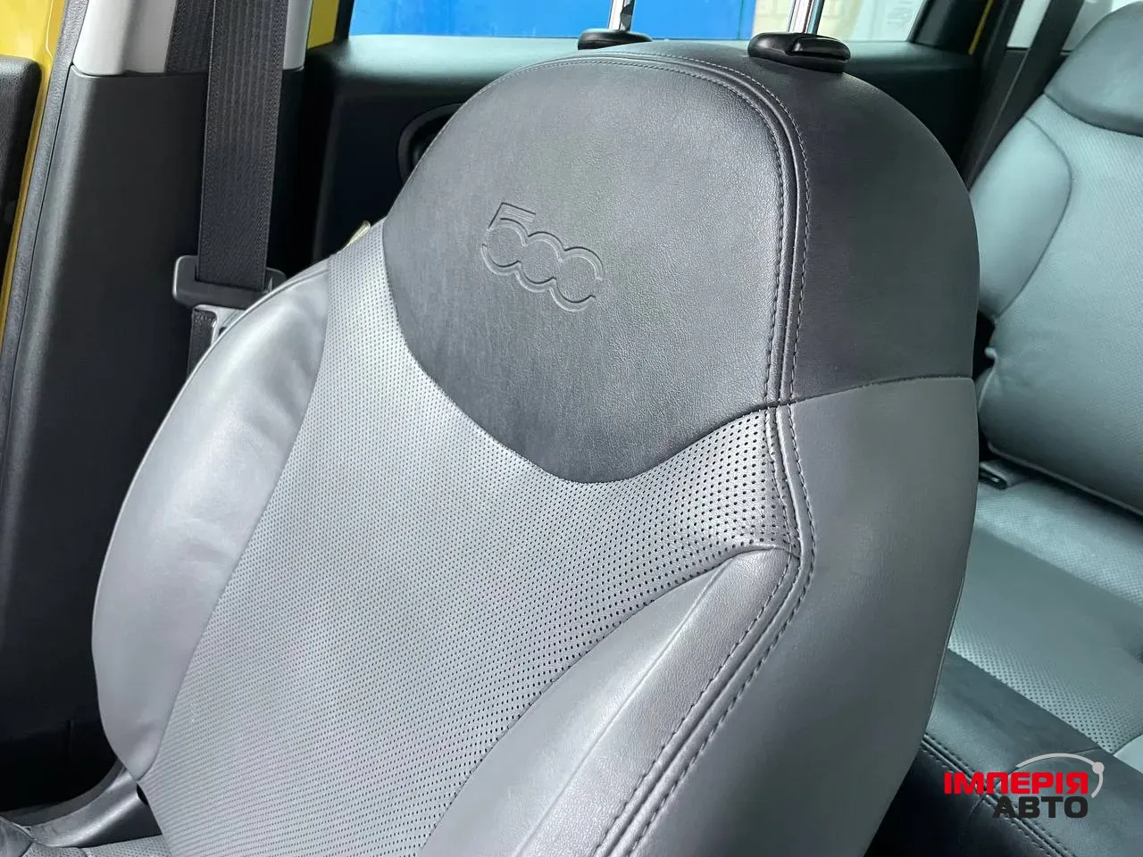 Fiat 500L - фото 13