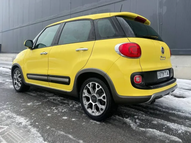 Fiat 500L - фото 4