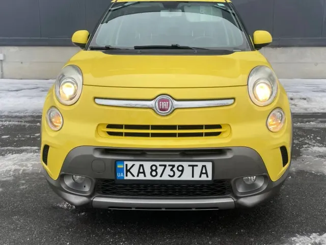 Fiat 500L - фото 2