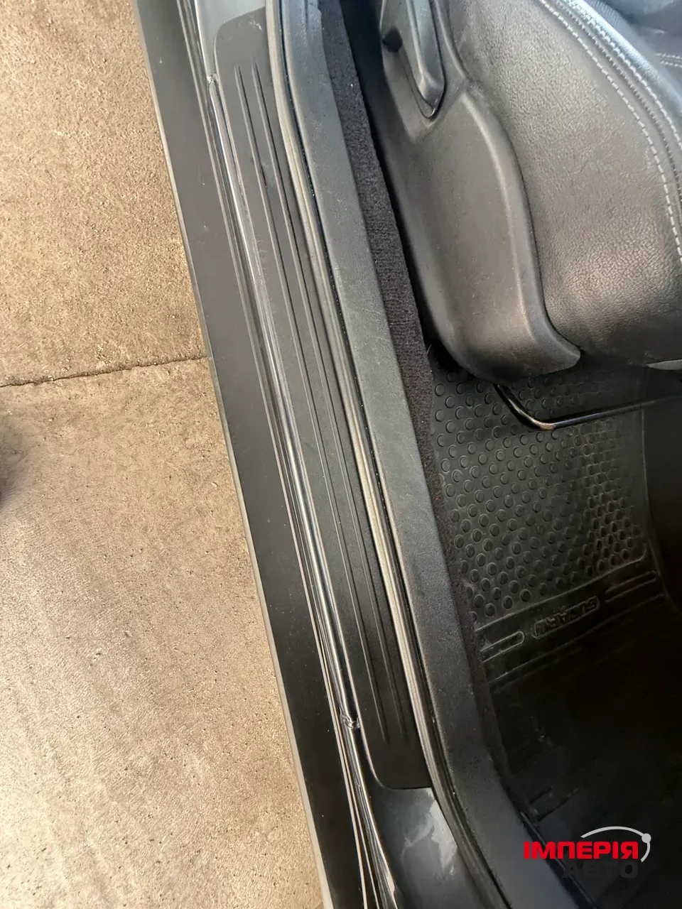 Subaru Legacy - фото 4