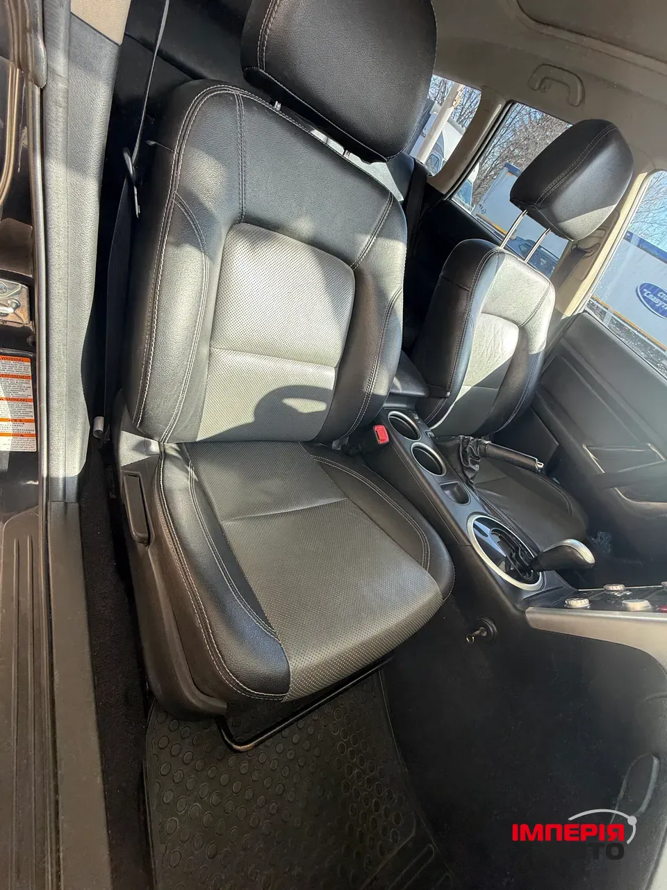 Subaru Legacy - фото 3