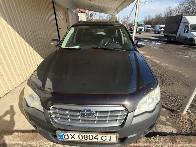 Subaru Legacy - фото 1