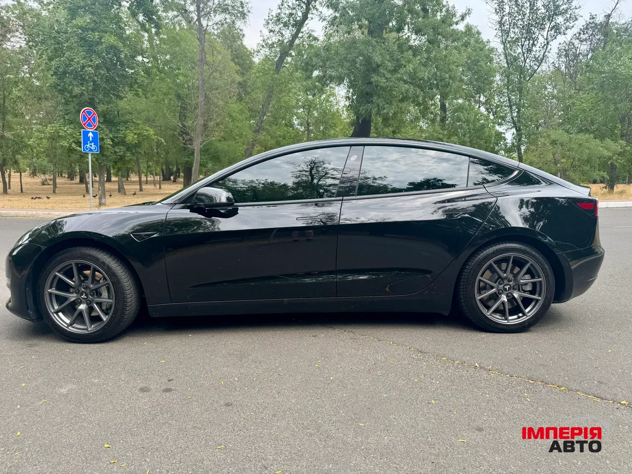 Tesla Model 3 - фото 5