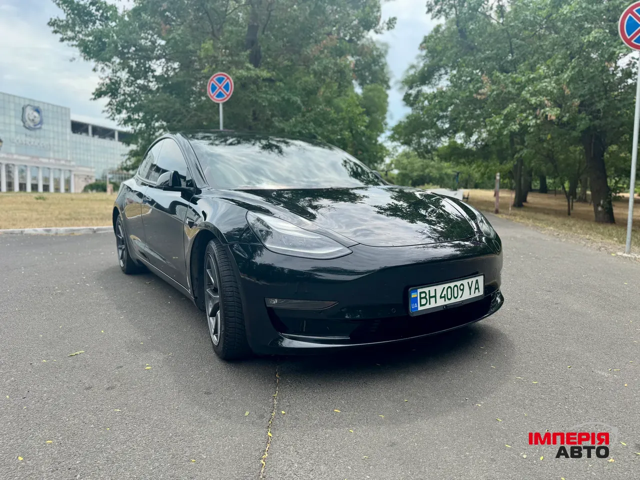 Tesla Model 3 - фото 13