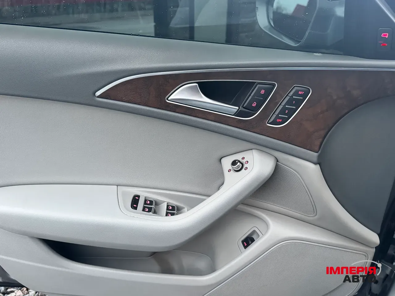 Audi A6 - фото 10