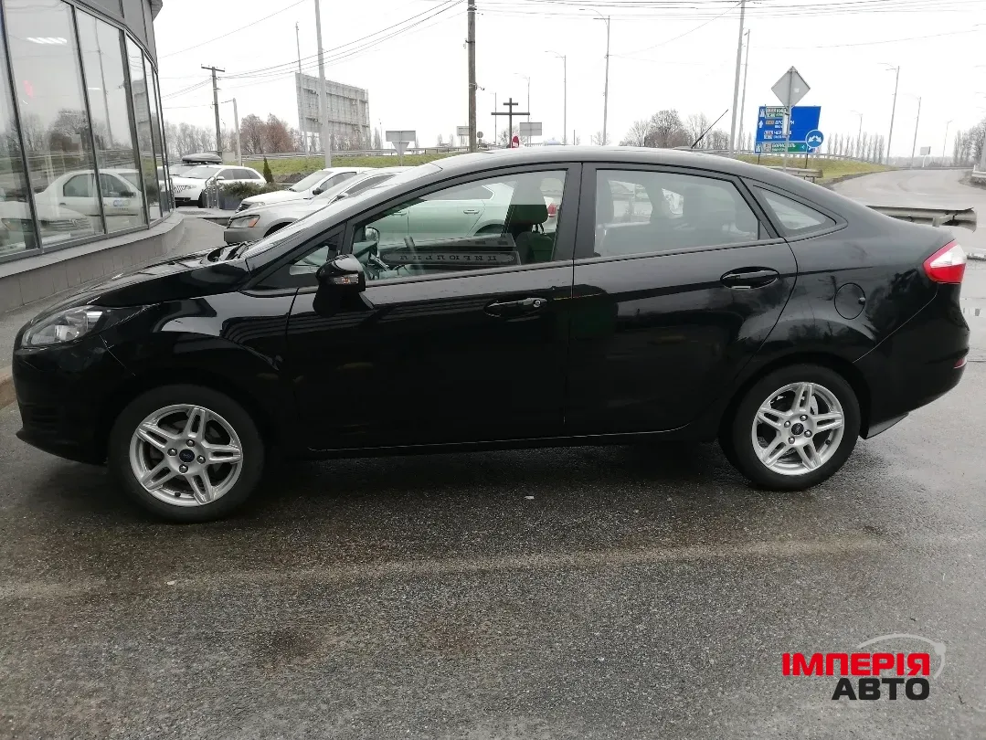 Ford Fiesta - фото 6