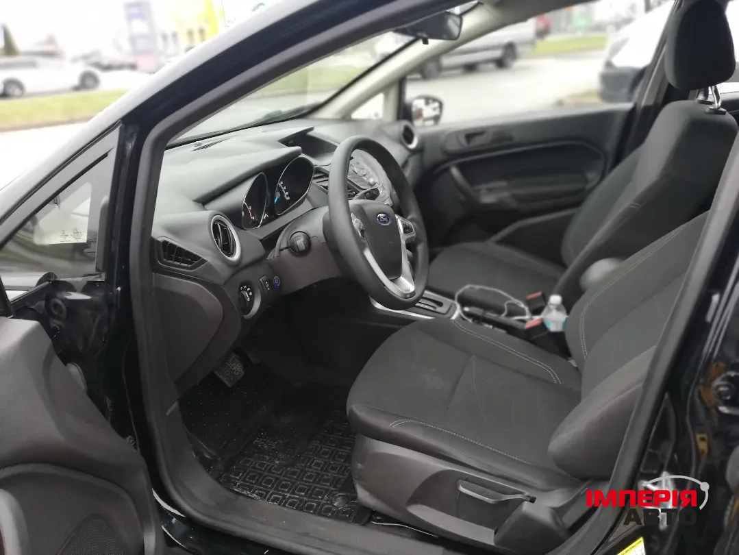 Ford Fiesta - фото 8