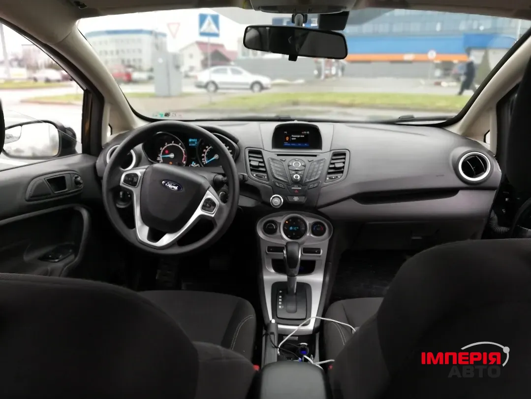 Ford Fiesta - фото 7