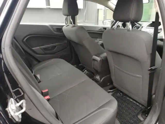 Ford Fiesta - фото 4