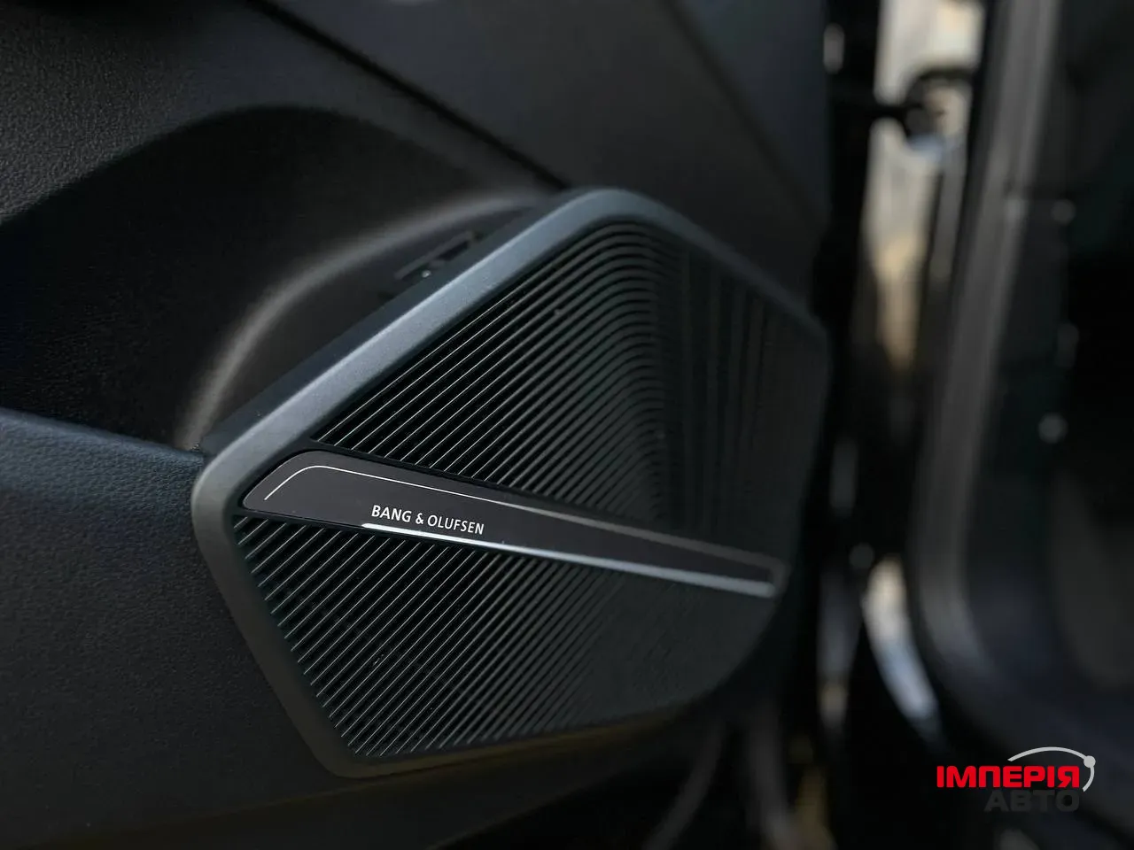 Audi Q5 - фото 17