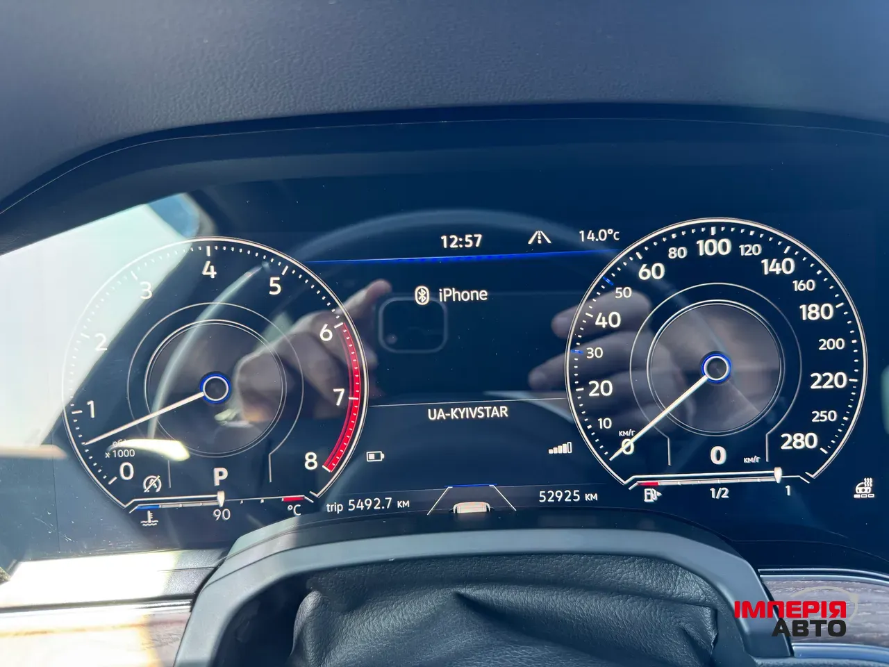 Volkswagen Touareg - фото 19