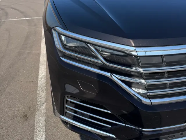 Volkswagen Touareg - фото 5