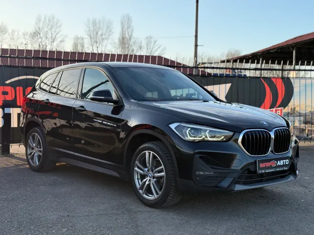 BMW X1 - фото 2