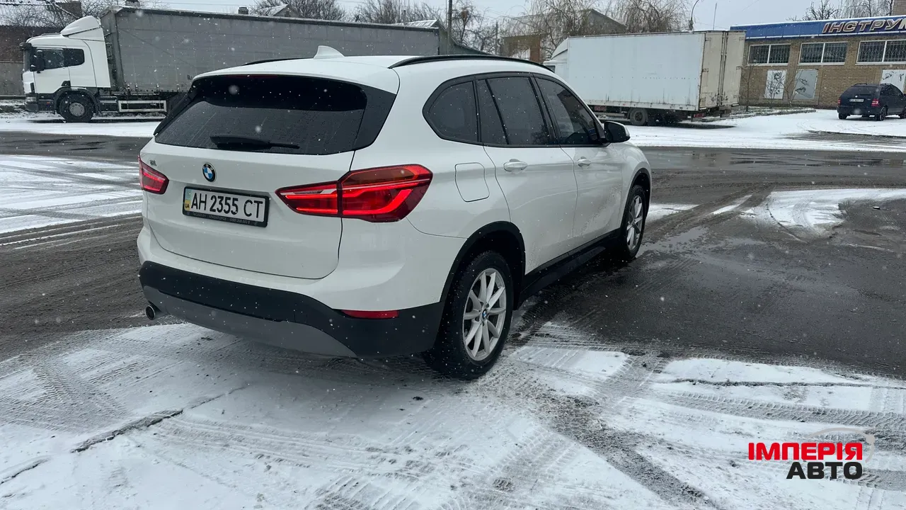 BMW X1 - фото 2