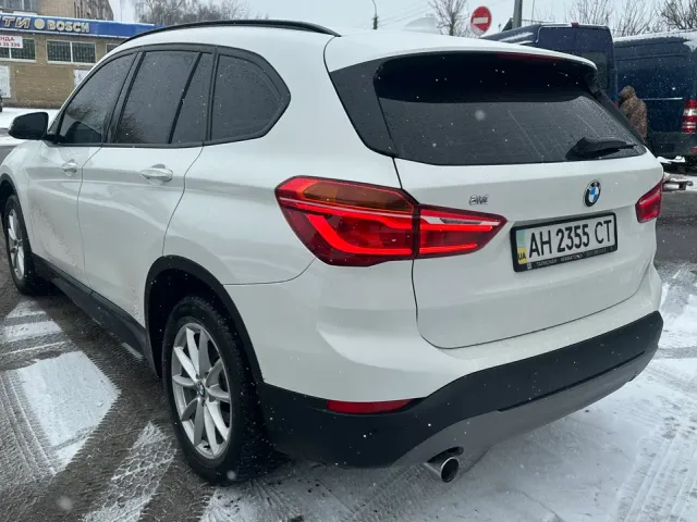 BMW X1 - фото 3