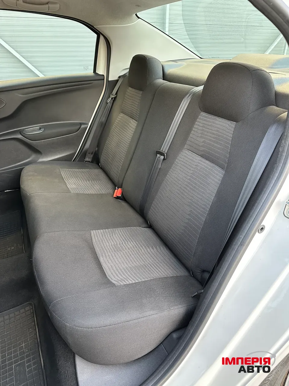 Peugeot 301 - фото 18