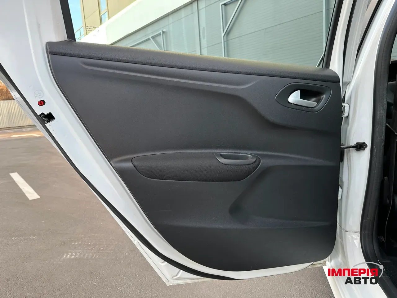 Peugeot 301 - фото 19