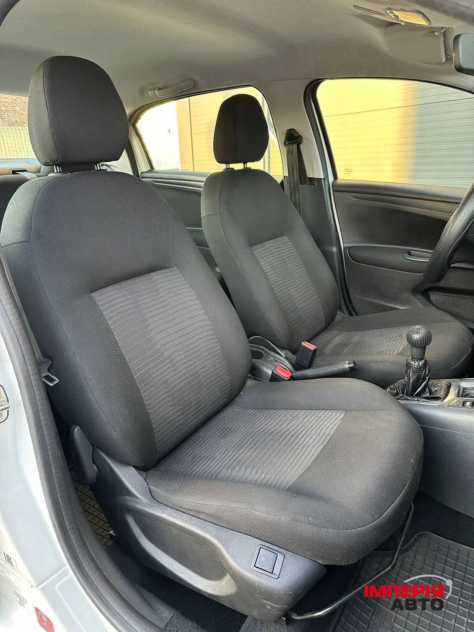 Peugeot 301 - фото 21