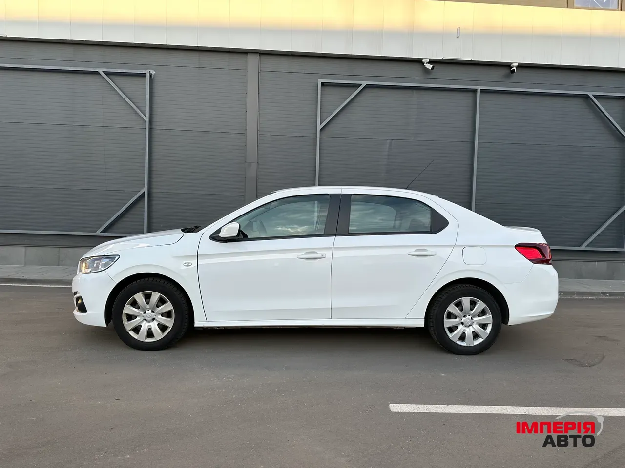 Peugeot 301 - фото 6