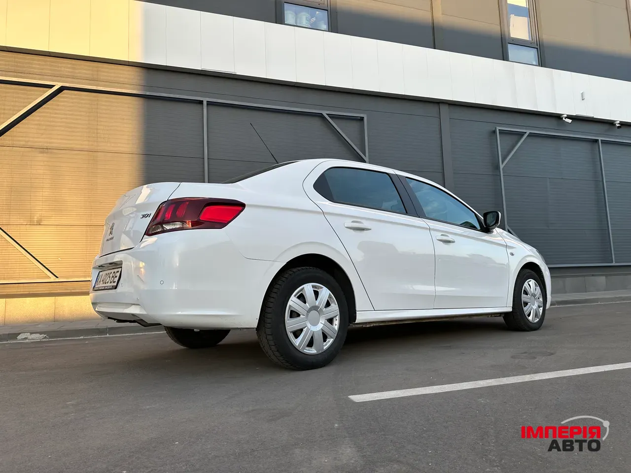 Peugeot 301 - фото 11