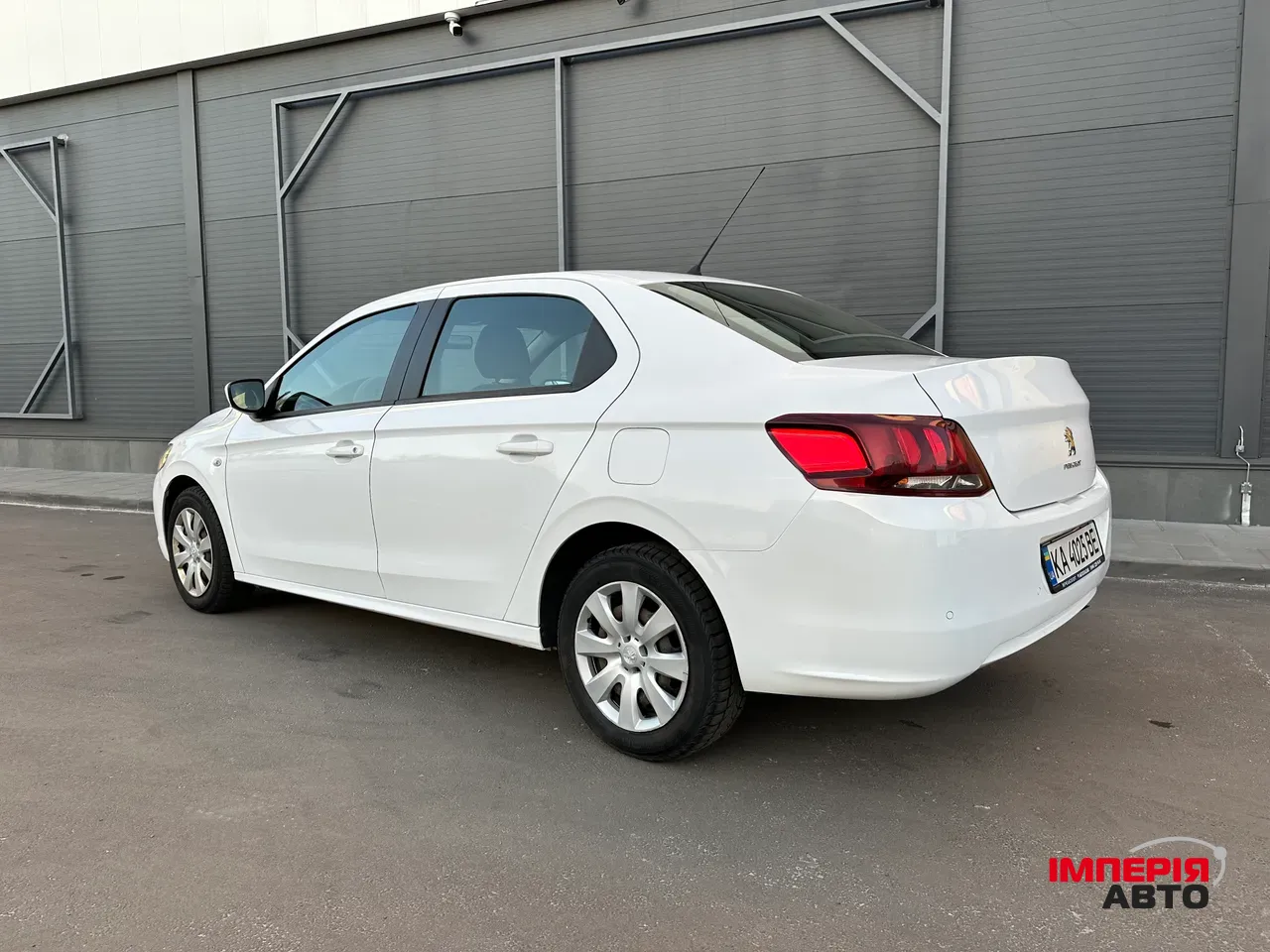 Peugeot 301 - фото 4