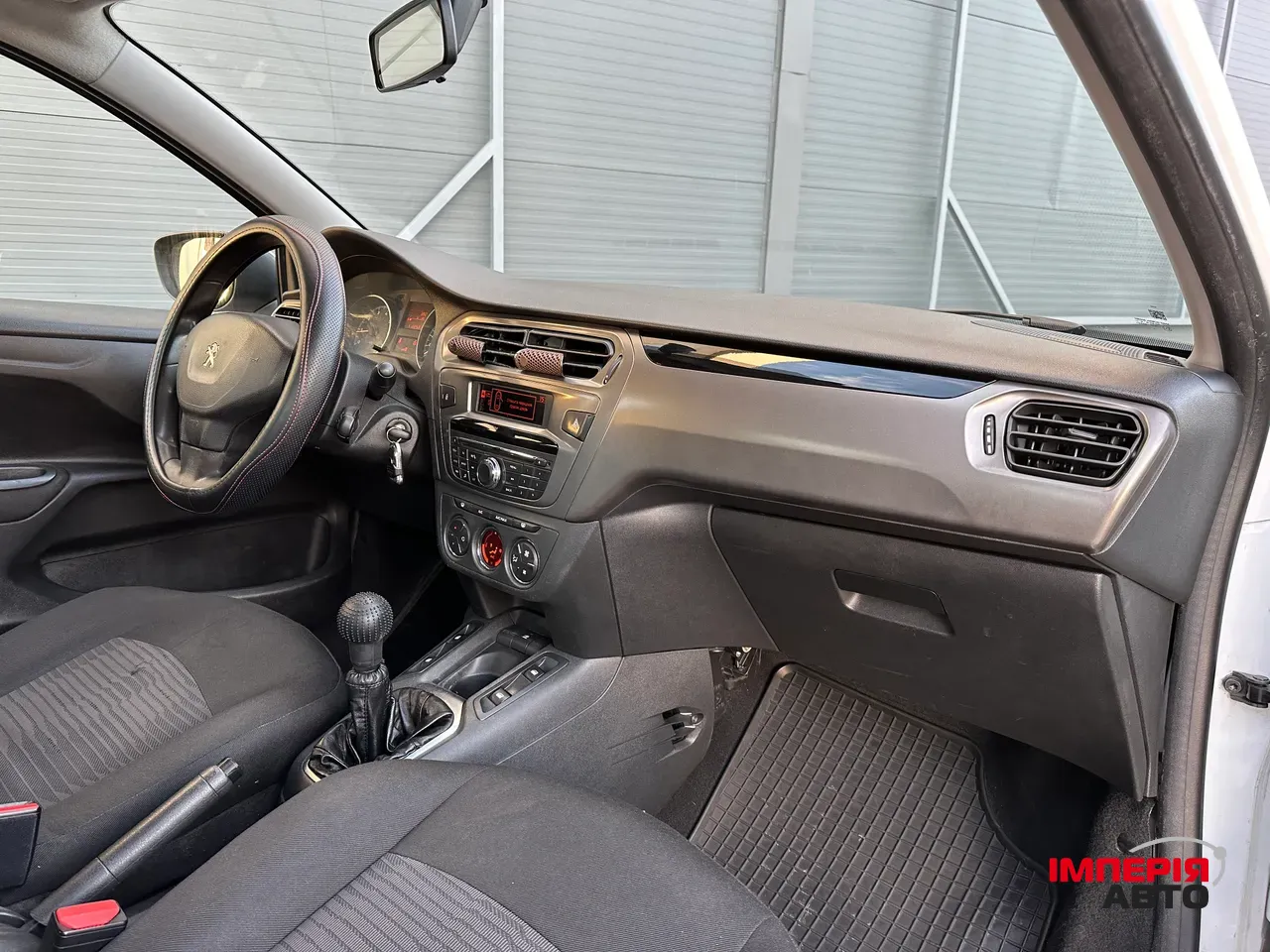 Peugeot 301 - фото 20