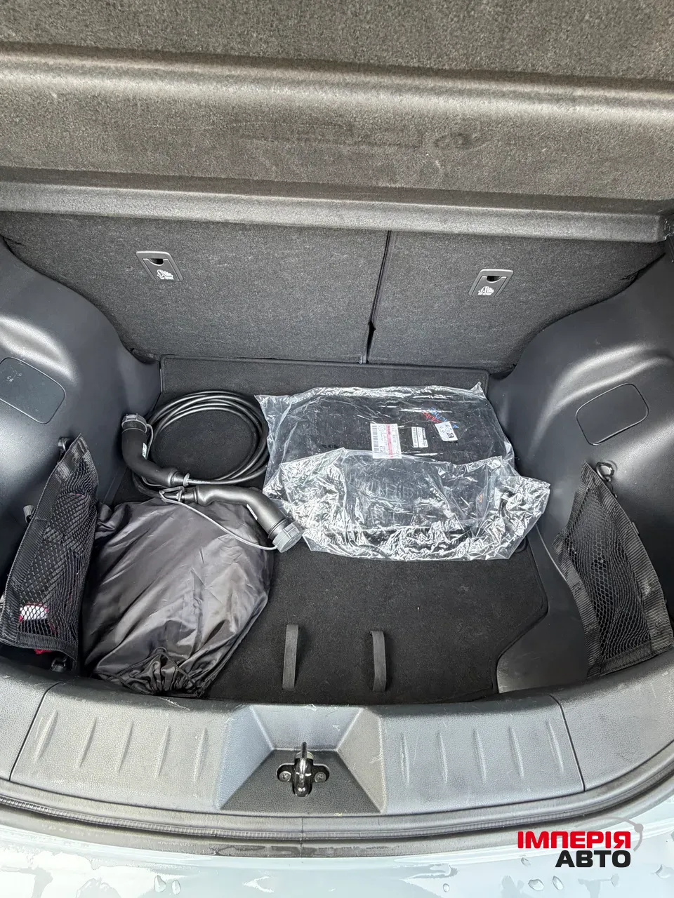 Nissan Leaf - фото 27