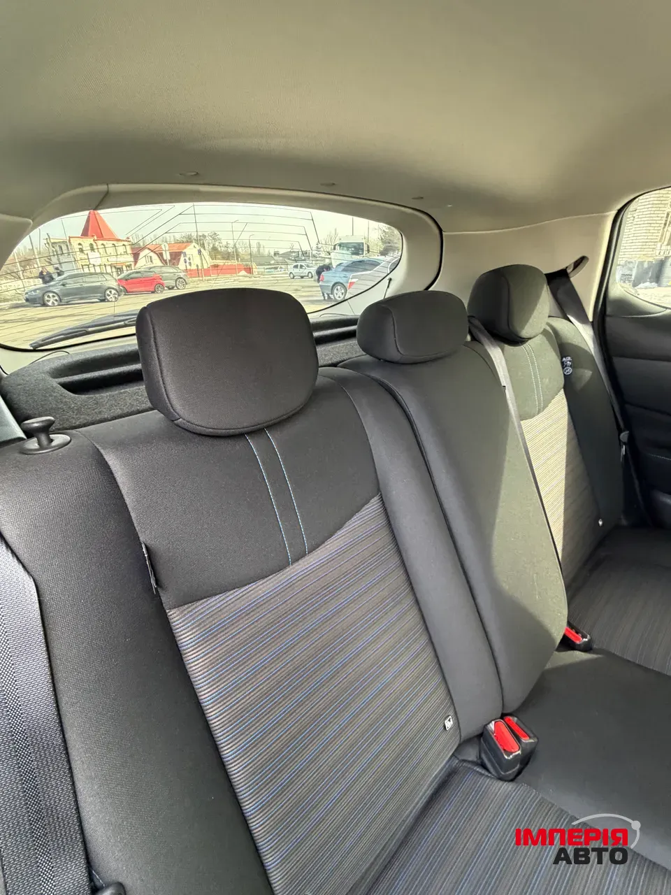 Nissan Leaf - фото 21