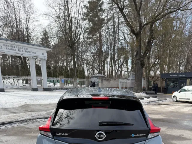 Nissan Leaf - фото 5