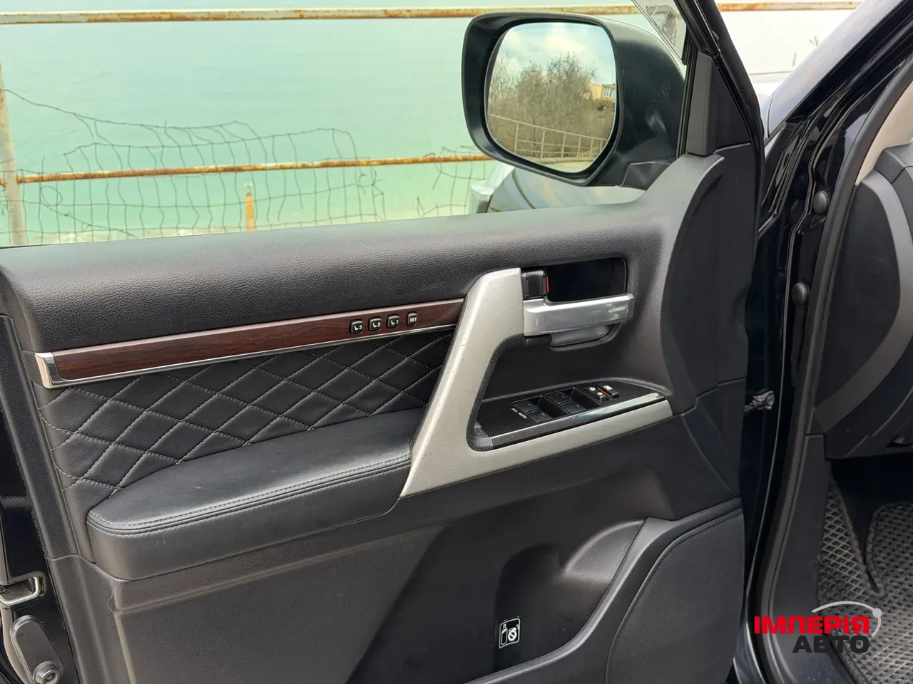 Toyota Land Cruiser - фото 32