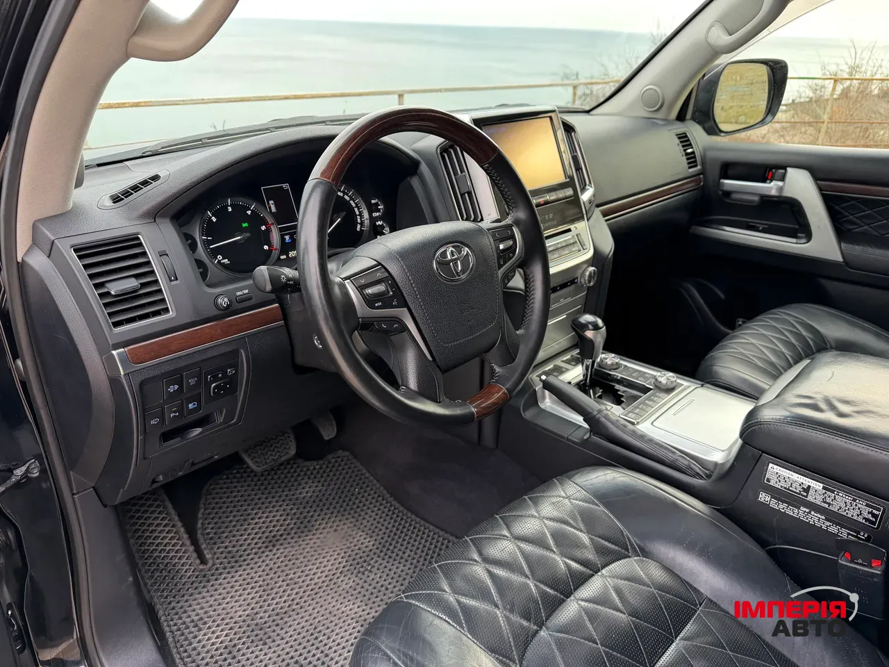 Toyota Land Cruiser - фото 22