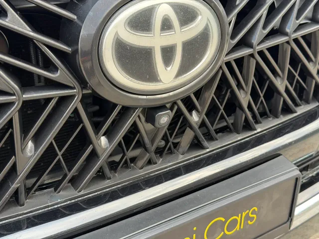 Toyota Land Cruiser - фото 5