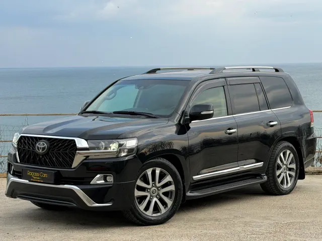 Toyota Land Cruiser - фото 1