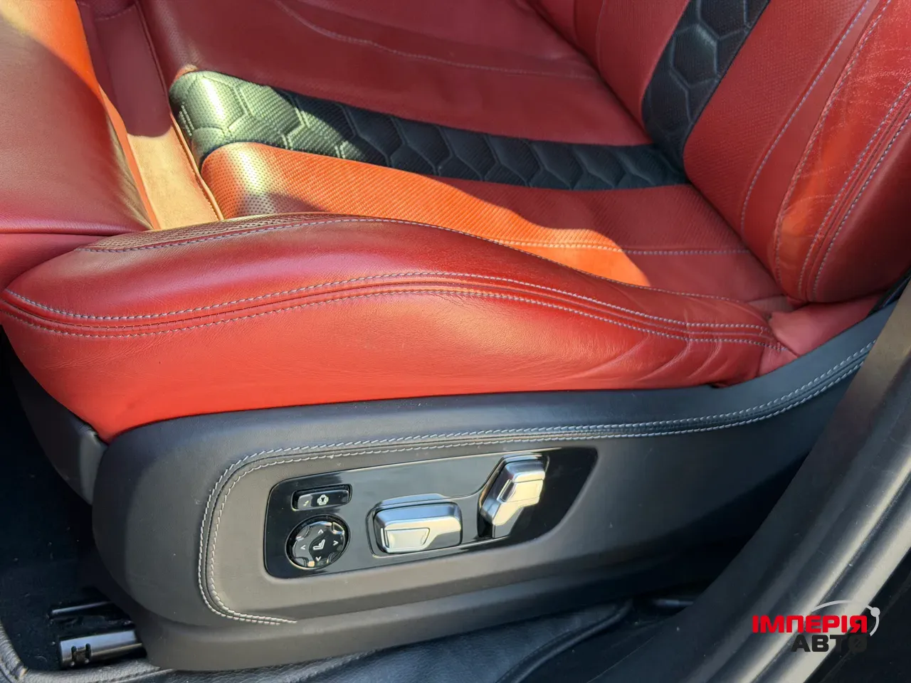 BMW X6 M - фото 25