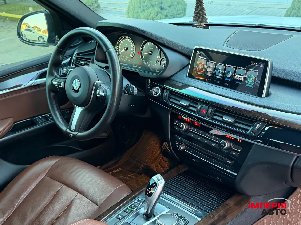 BMW X5 - фото 12