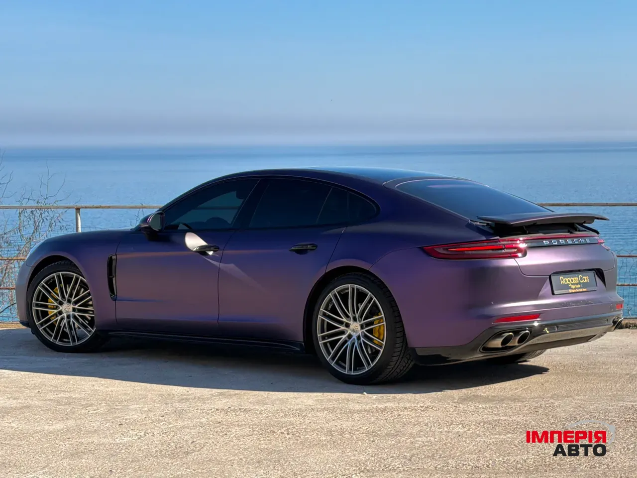 Porsche Panamera - фото 10