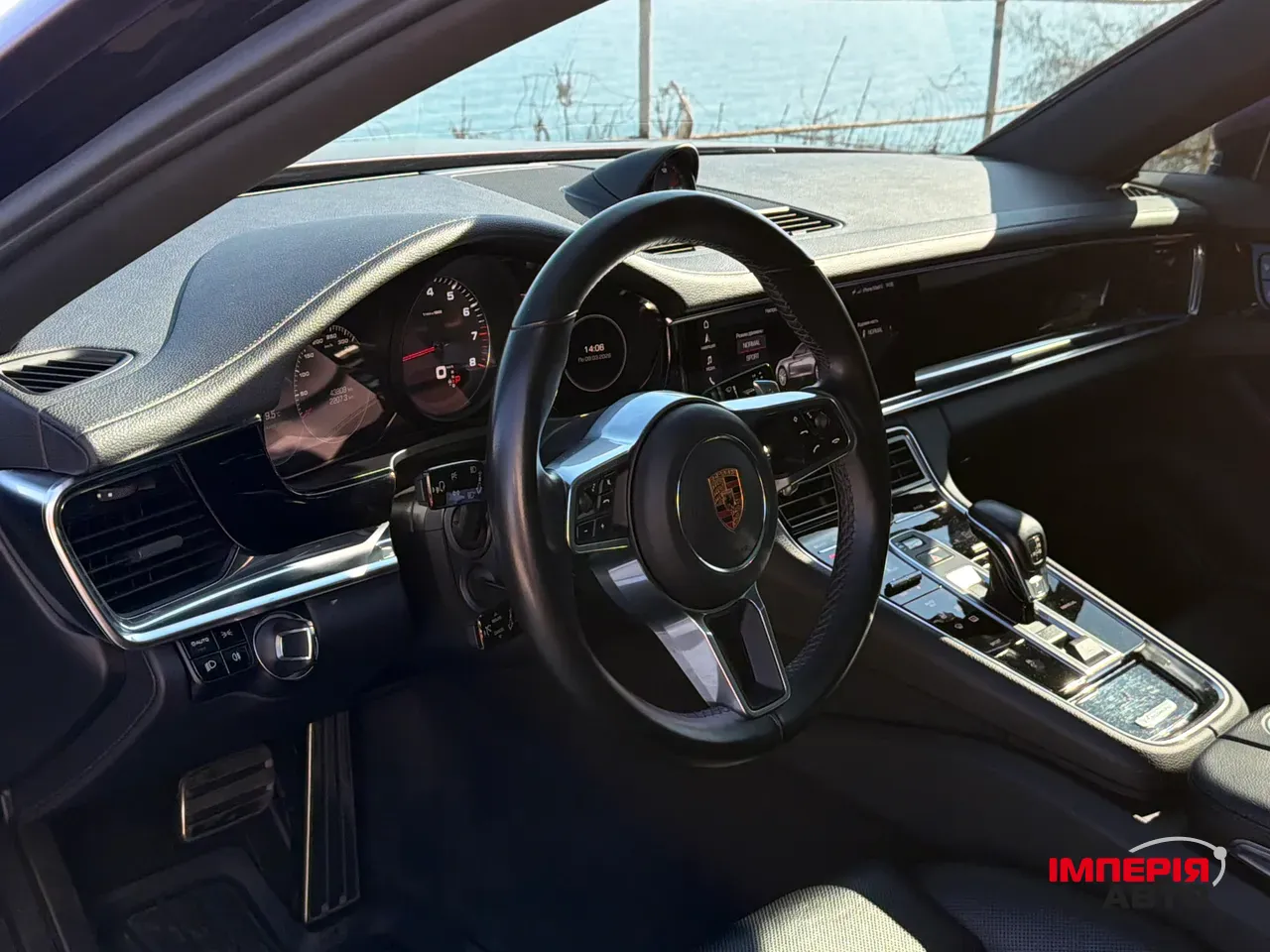 Porsche Panamera - фото 28