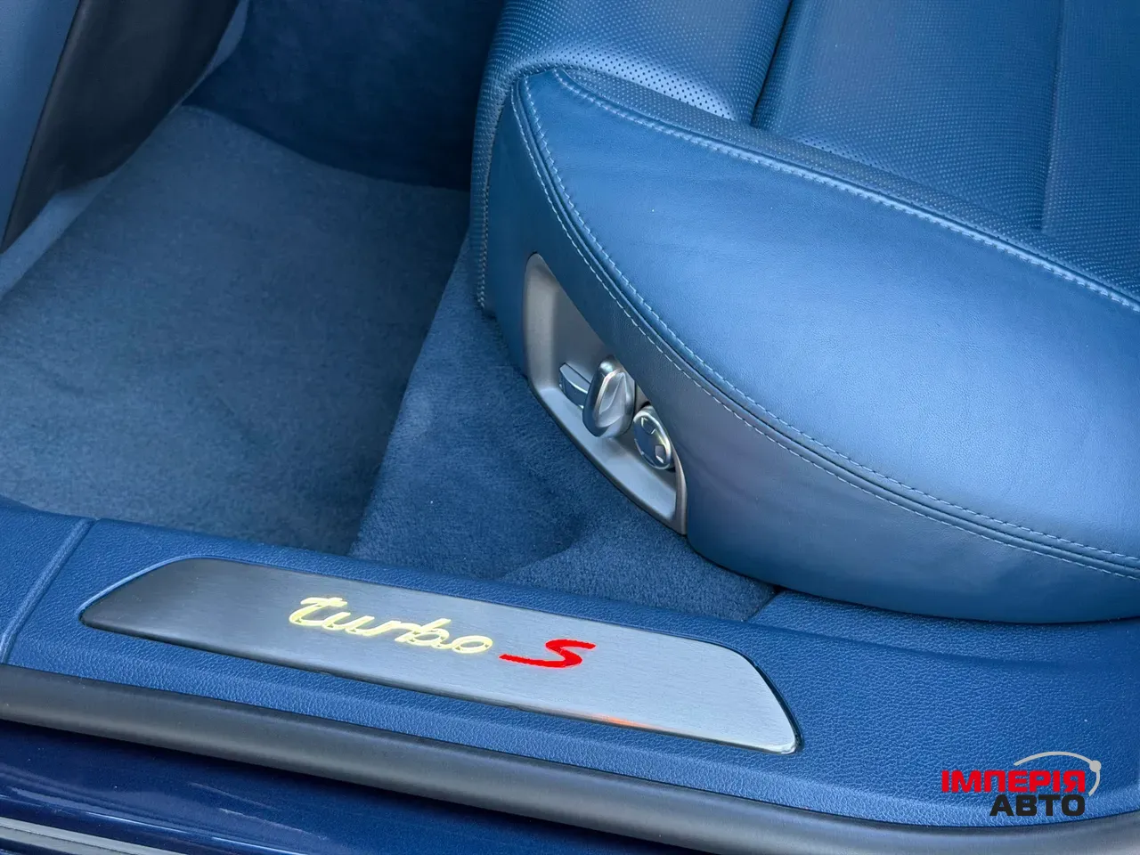 Porsche Panamera - фото 21