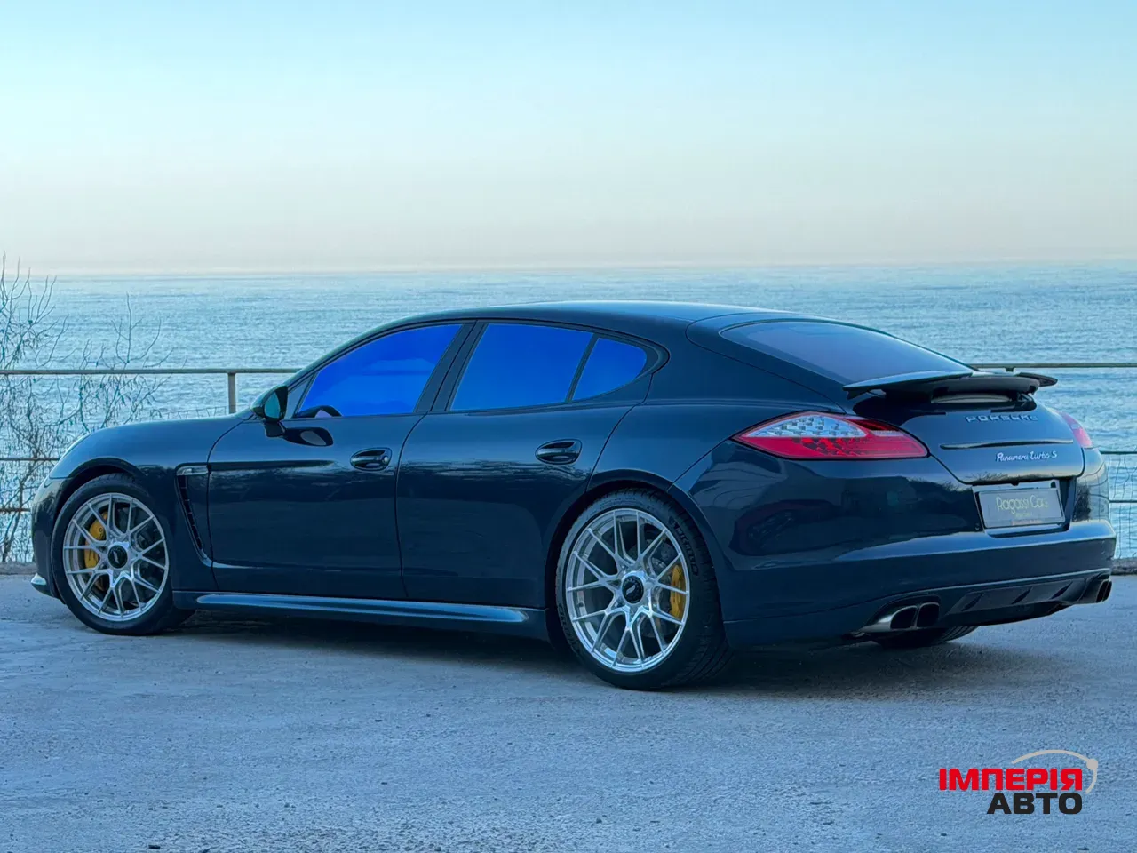 Porsche Panamera - фото 12