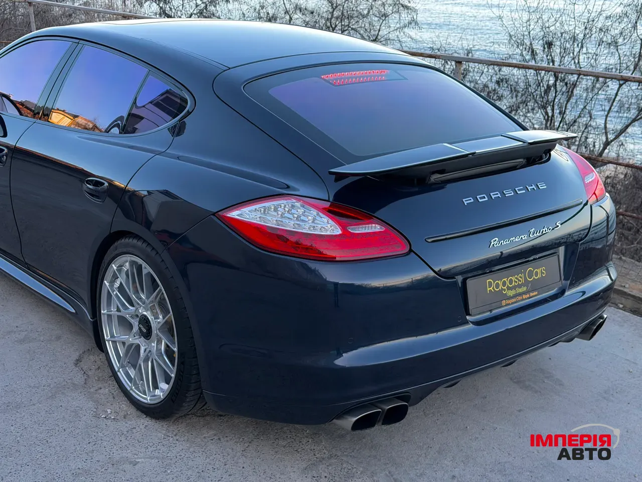 Porsche Panamera - фото 11