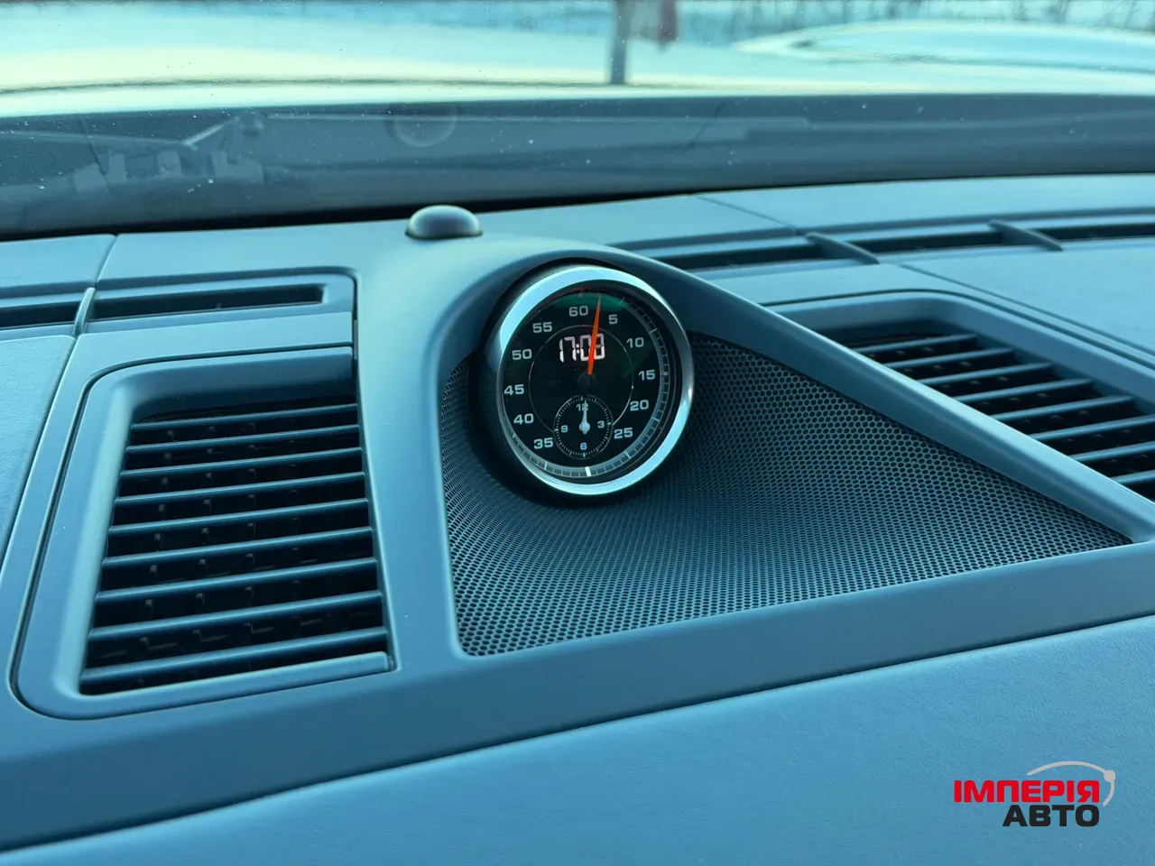 Porsche Panamera - фото 30